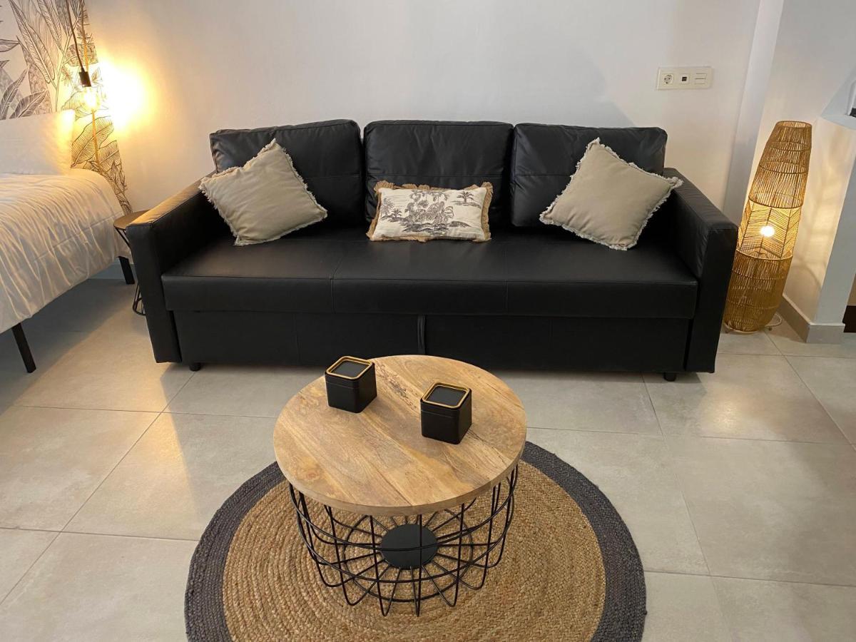 Urban Flat Malaga Centro Apartment ภายนอก รูปภาพ