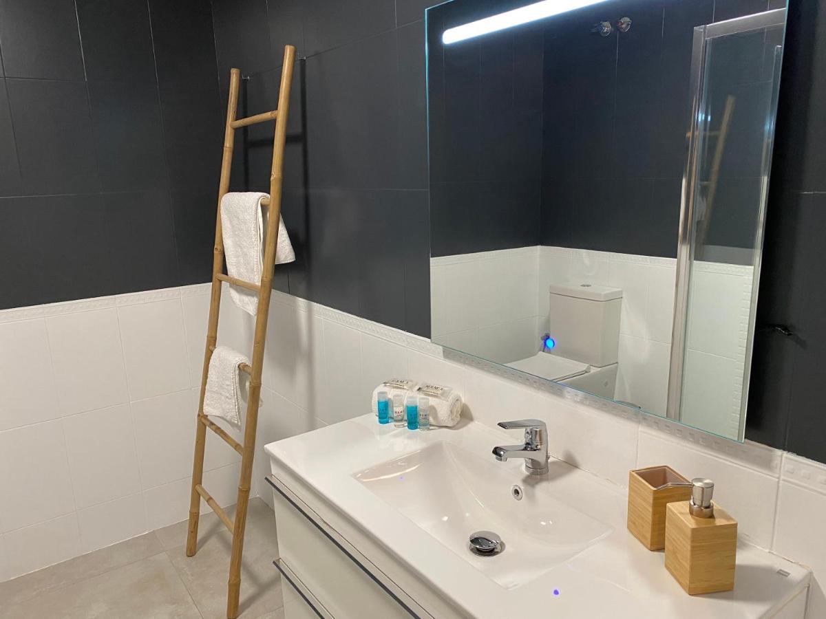 Urban Flat Malaga Centro Apartment ภายนอก รูปภาพ
